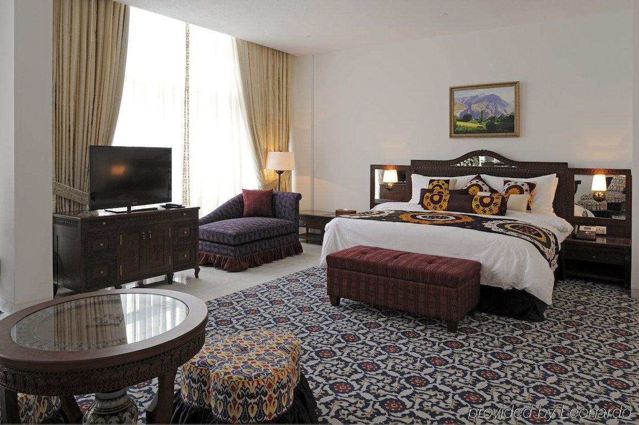 Dushanbe Serena Hotel Quarto foto